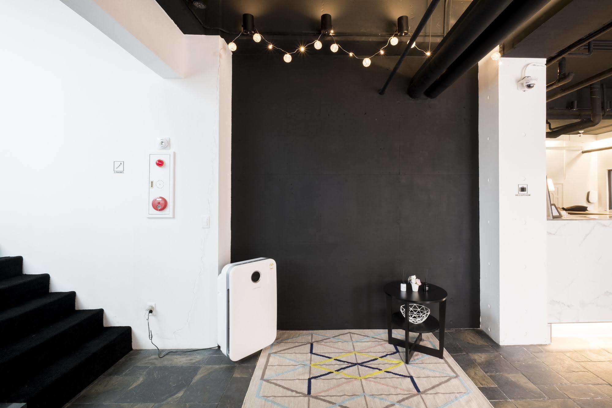 Canvas Hostel Busan Exterior foto