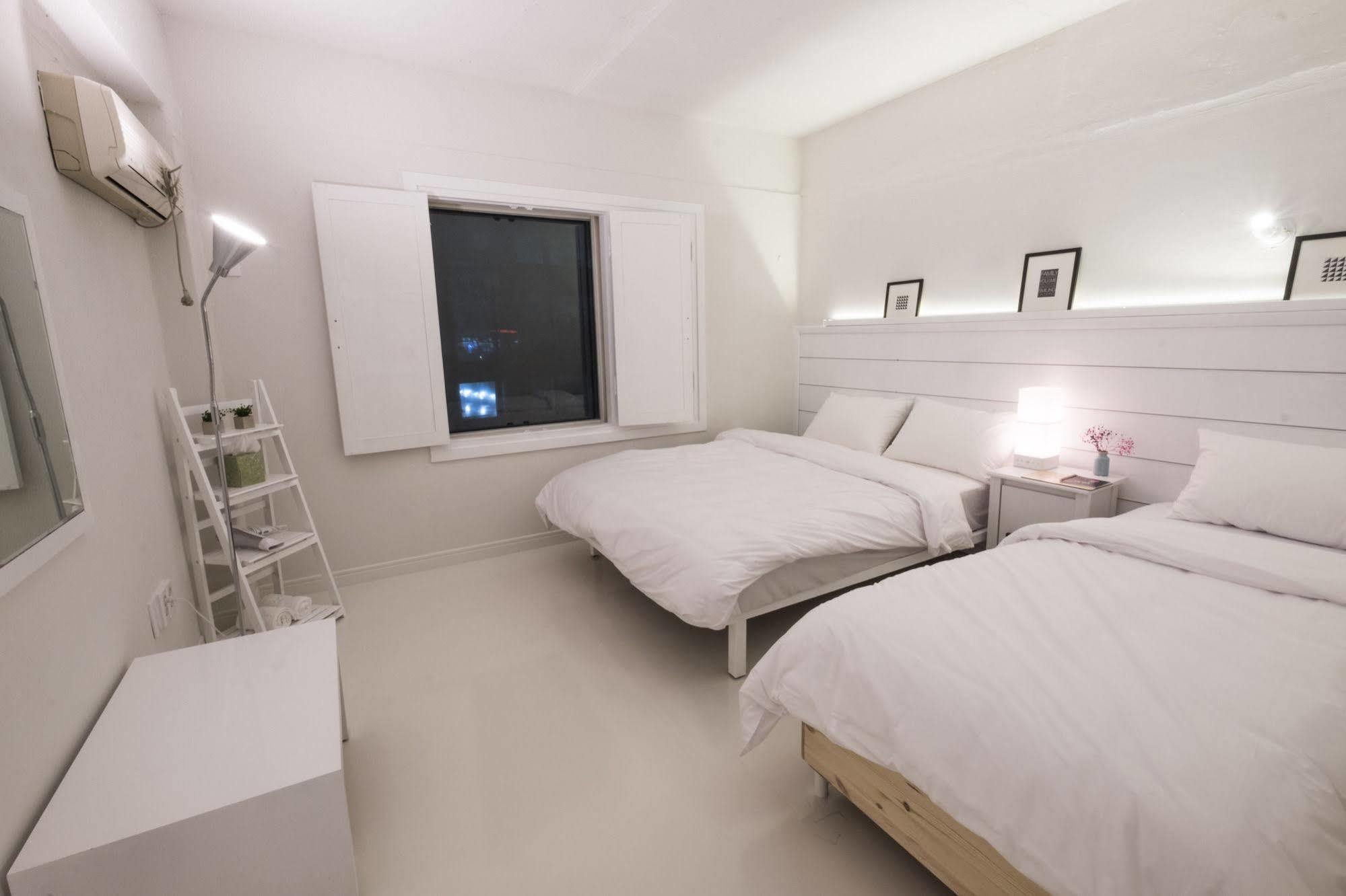 Canvas Hostel Busan Exterior foto